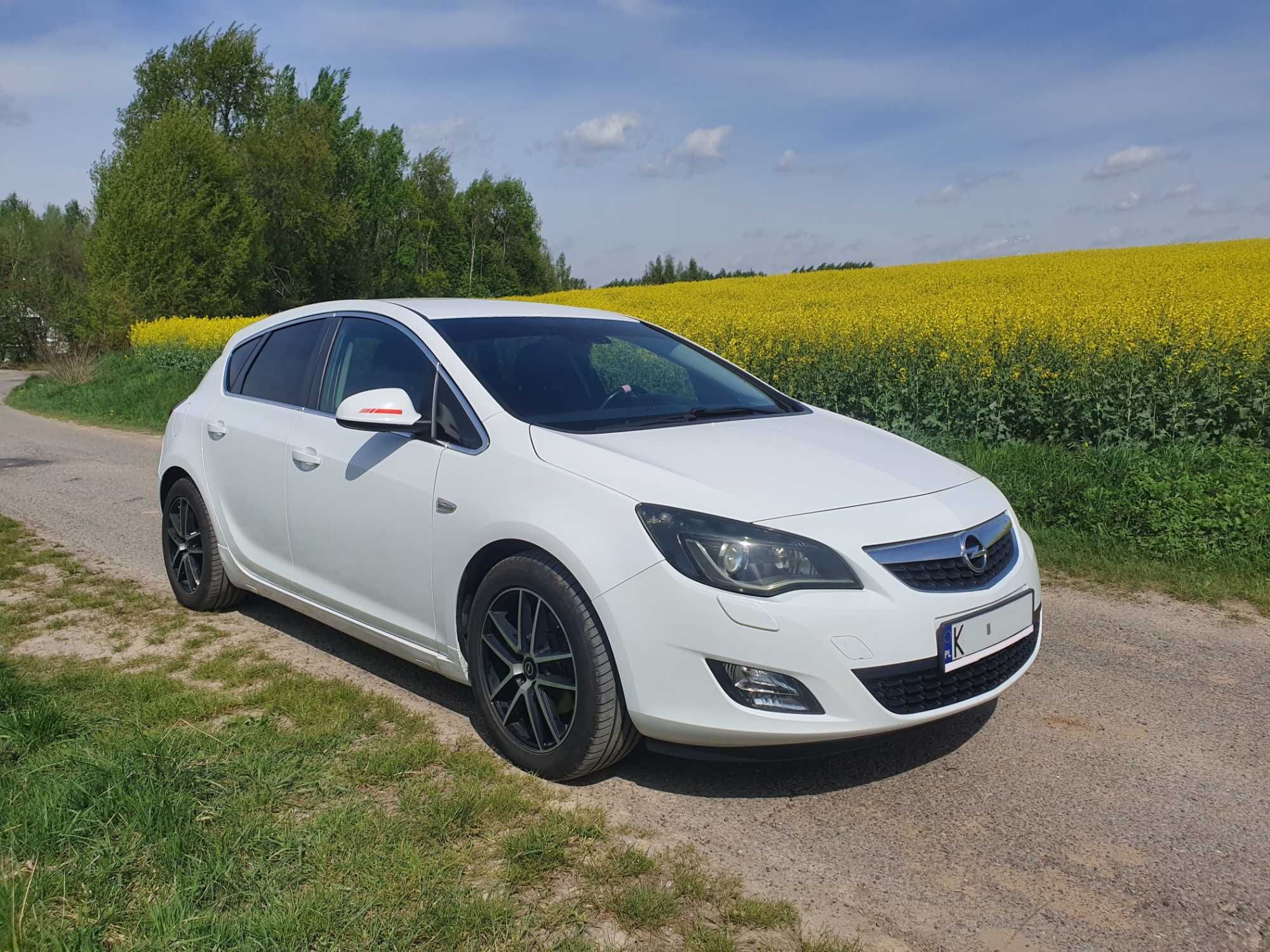 Opel Astra J 180KM + Turbo 1.6 Benzyna + LPG 154 tys. Bixenon doświetl