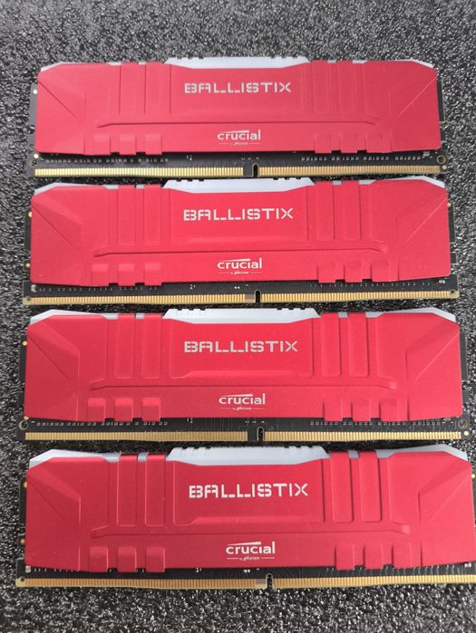 Модулі пам'яті Crucial Ballistix RGB DDR4 4 по 8 GB  32 GB 3000 Mhz