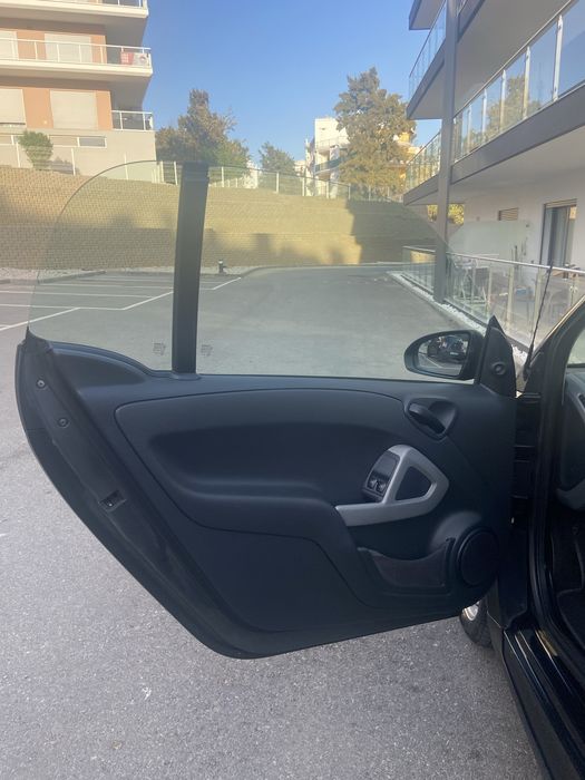 Smart Fortwo Nacional • 104 mil km • Revisado • Livro • Pneus Novos