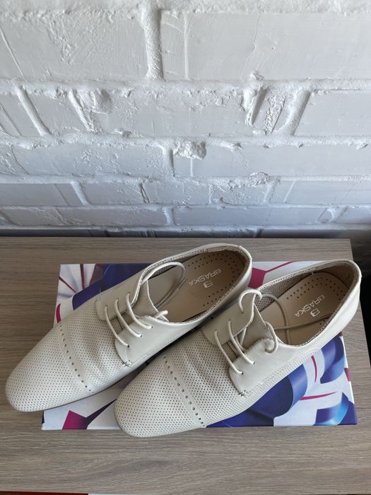 Туфлі чоловічі Braska р. 39, колір бежевий