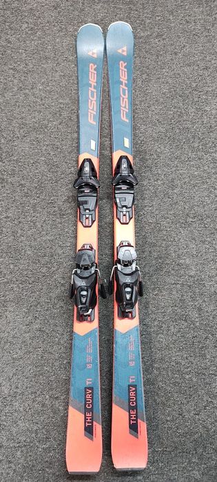 Narty Fischer RC4 CURV TI 157 cm + Fischer RS 10 2024r(1)