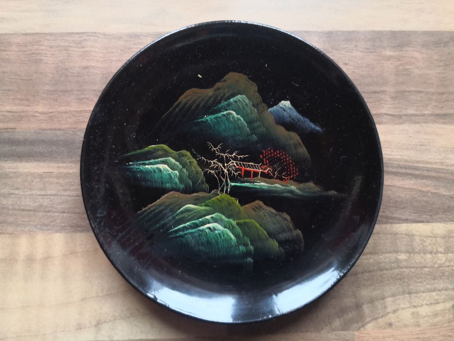 Zestaw do herbaty i kawy z laki / chiński / 6 filiżanek i 6 talerzyków