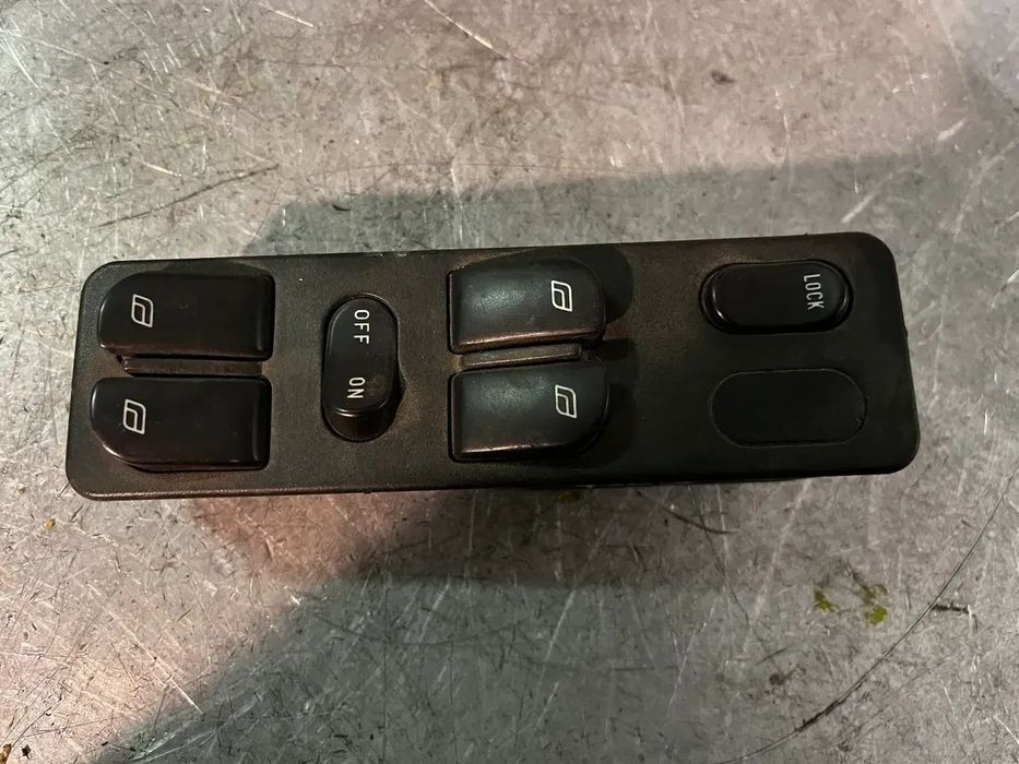 COMANDO / BOTÕES VIDROS SAAB 9000 900 4519120 451946