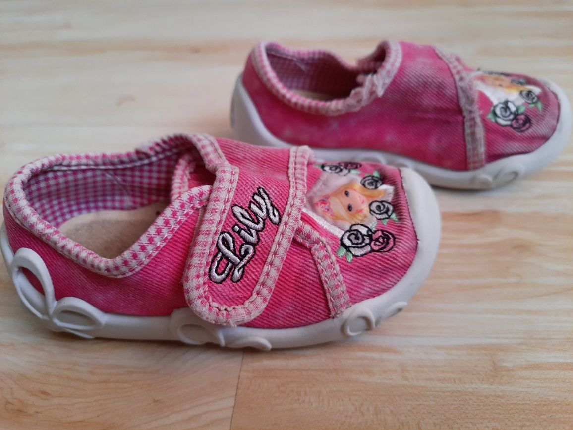 Kapcie rozm. 22 papcie, buty *wysyłka paczkomatem*