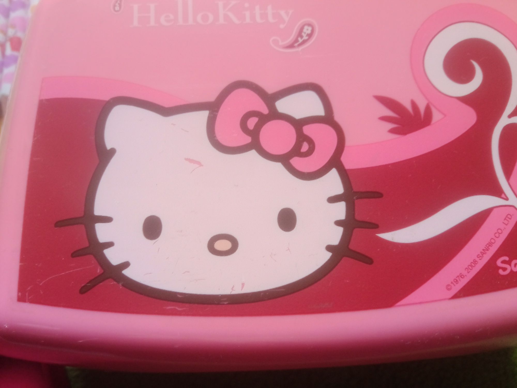 Śniadaniówka hello kitty i ołówki