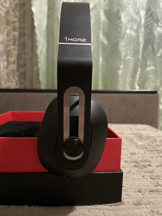 Проводні навушники 1MORE Over Ear Headphones. Стан нових