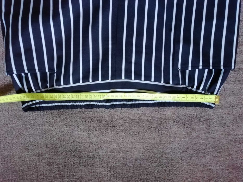 Продам жіночі короткі штани в полоску/кюлоти р. 54-56