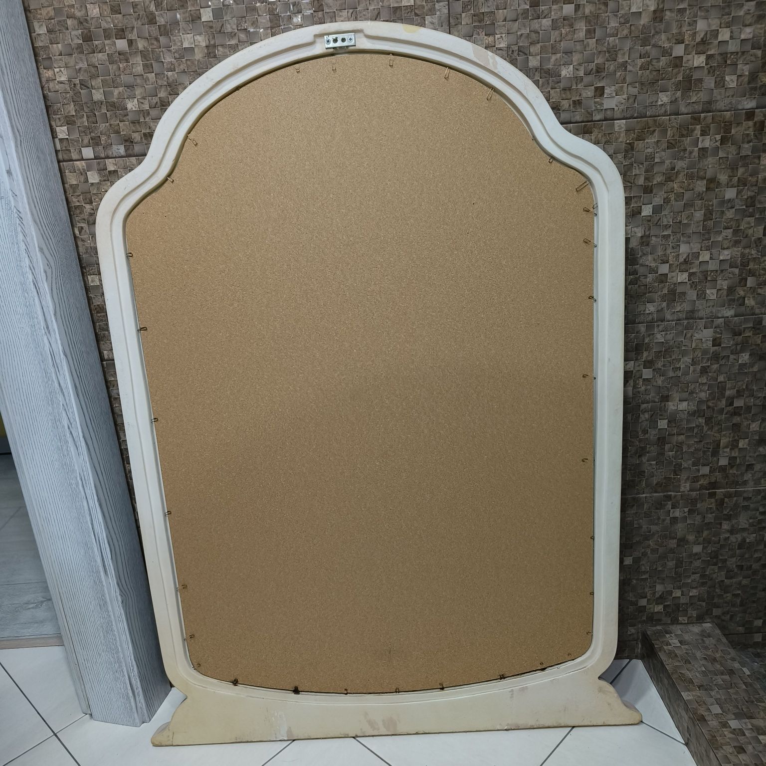 Зеркало большое в рамке