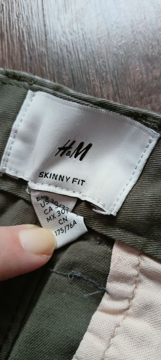 Spodnie męskie jeansowe khaki H&M 30/32