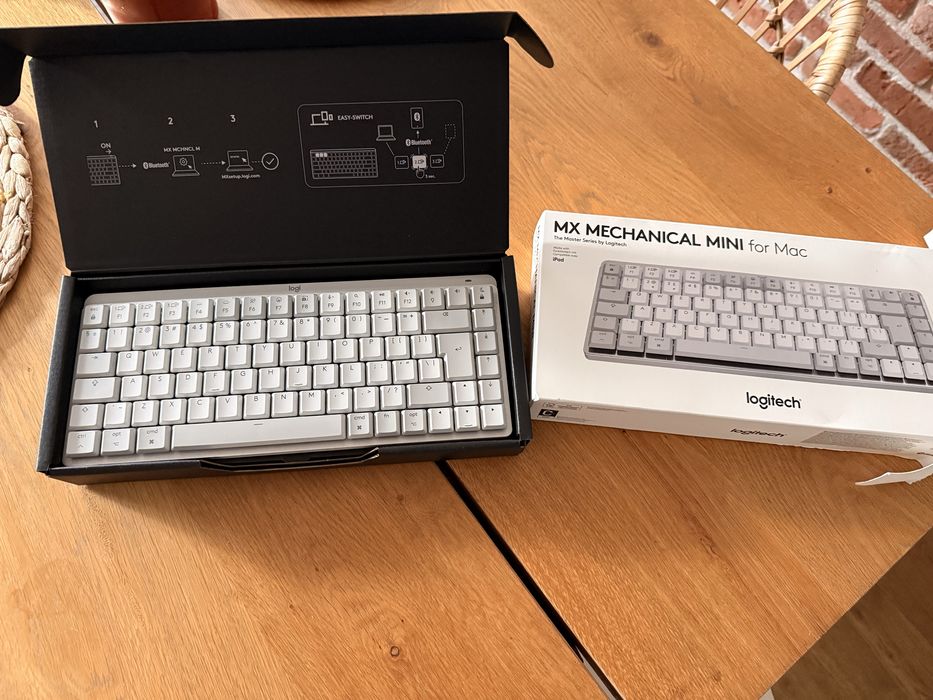 Logitech MX mechanical for Mac - Biała