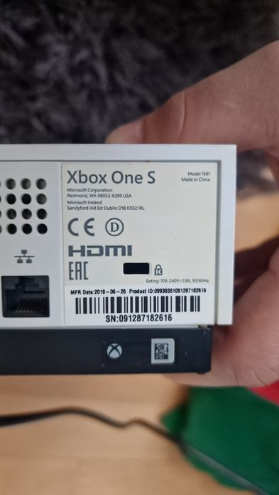 Konsola xbox one s model 1681 stan idealny pad gra kable