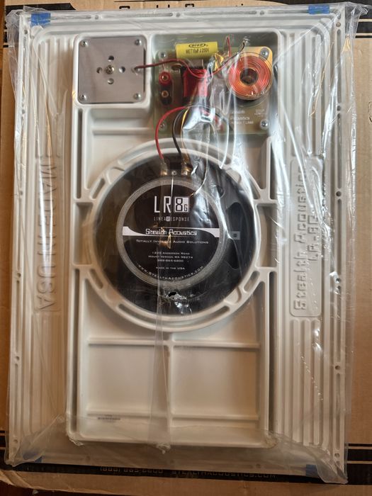 Glosnik podtynkowy dwu-drożny