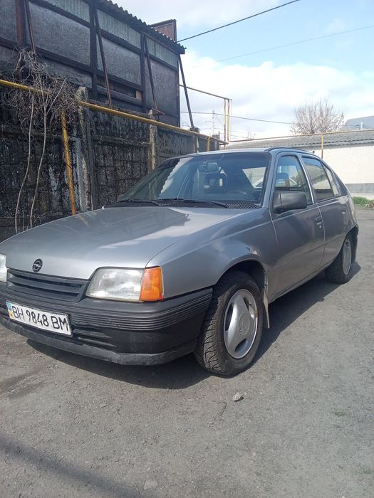 OPEL Kadet 1988 года