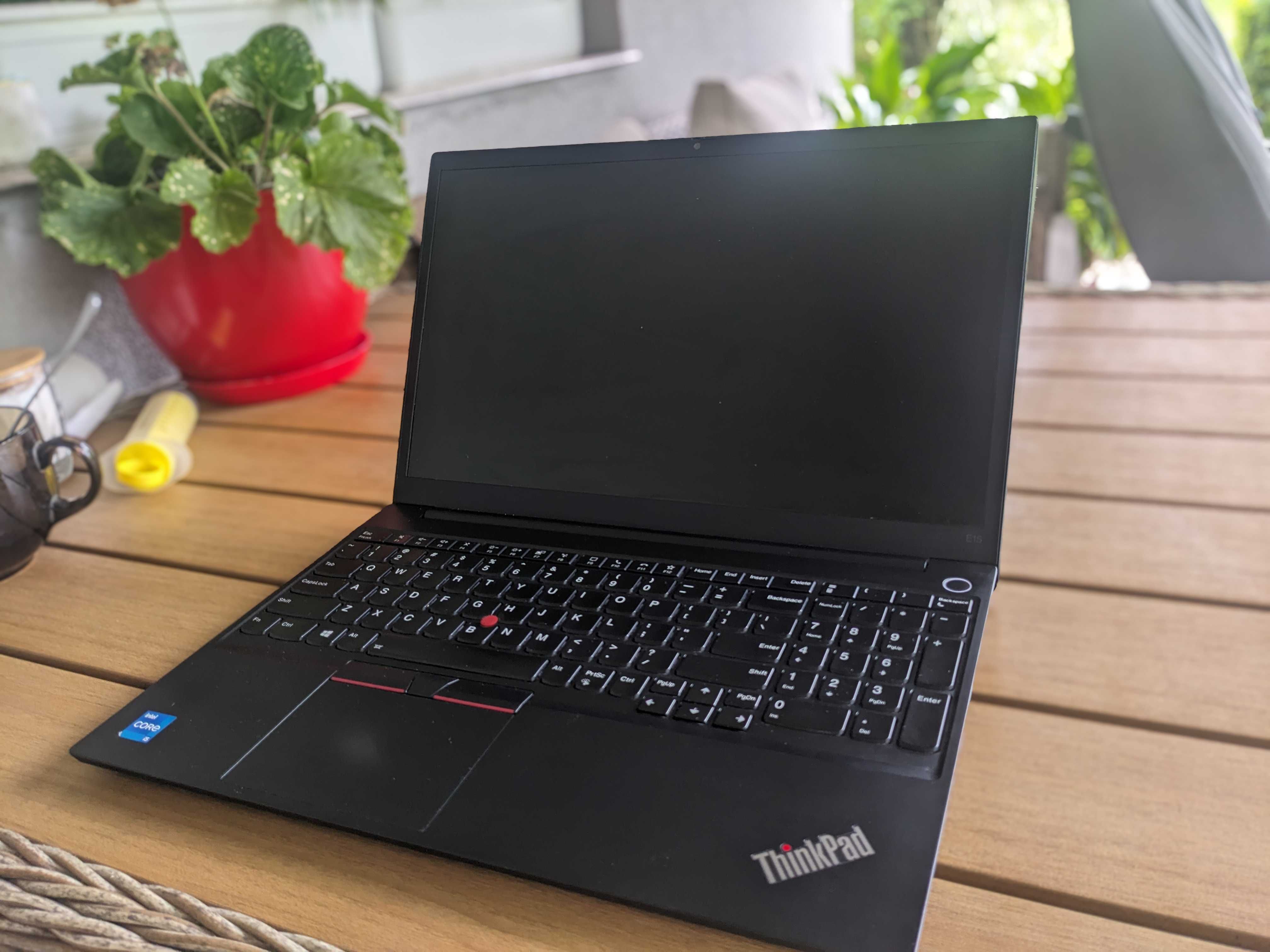 Ноутбук Lenovo ThinkPad E15 Gen 2/i5-11135G7/32/256/15.6"/Full HD IPS