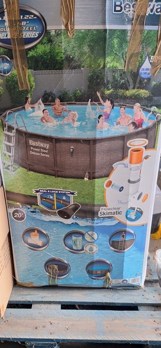 Basen stelarzowy Bestway 488x122cm z pompą piaskową