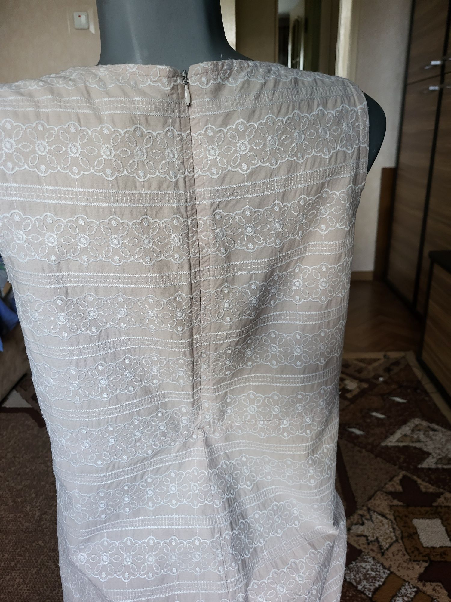 Сукня лляна з вишивкою