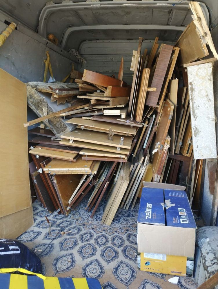Вывоз старой мебели строительного мусора хлам диван холодильник свалка