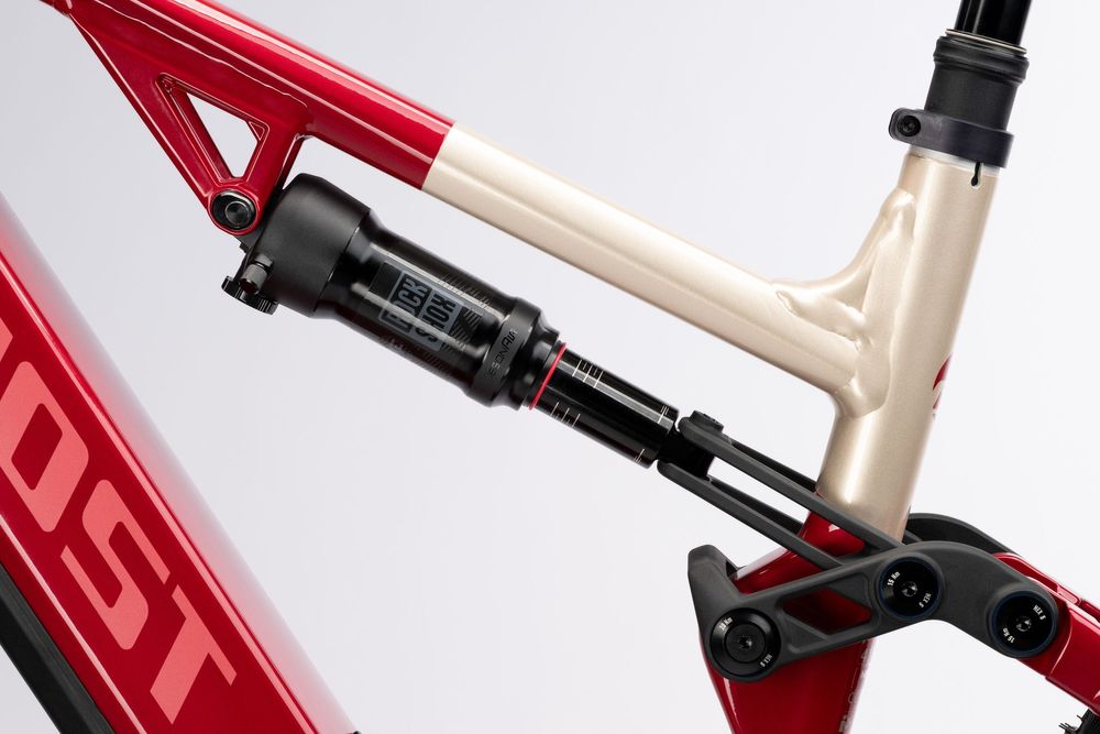 Rower elektryczny GHOST E-ASX ESSENTIAL 2025 (M / L) napęd BOSCH 5 GEN