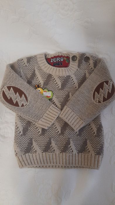 Nowy sweter Armani beżowy na 6 / 12 m