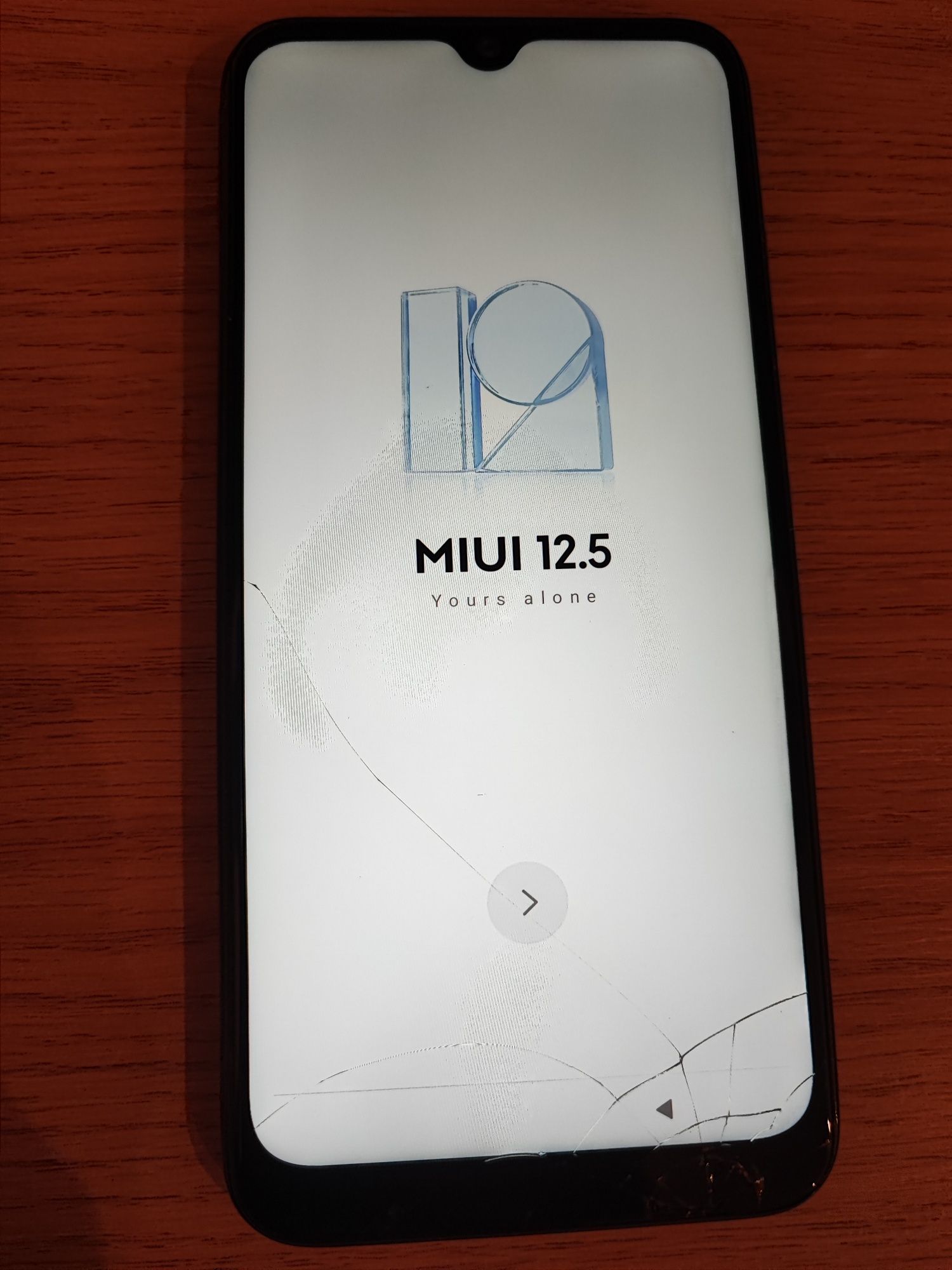 Xiaomi Redmi Note 8t 4/64, pęknięty wyświetlacz