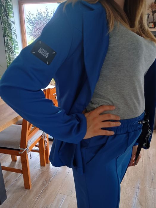 Garsonka damska Nowa M