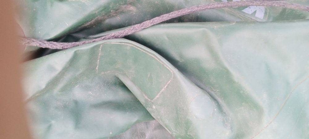 Продам човен з мотором