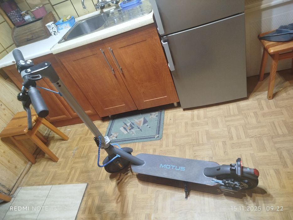 Hulajnoga elektryczna motus scooty 8.5 lite
