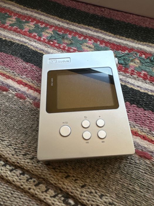 Xuelin HiFi 760 – цільнометалевий цифровий плеєр