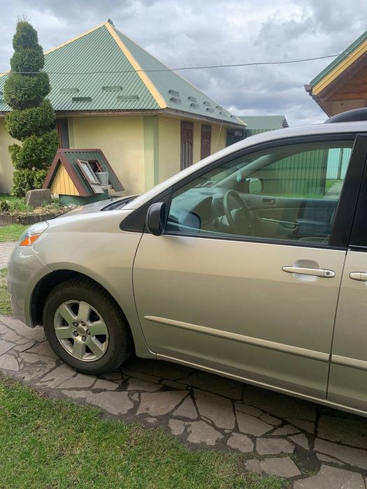 Toyota Sienna 2006