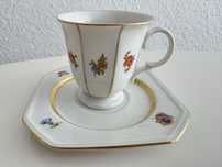 Fikiżanka złocona w kwiaty Scherzer porcelana