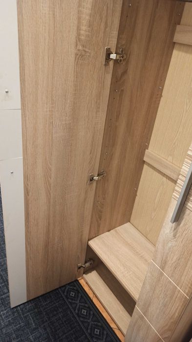 Szafa ubraniowa do przedpokoju/ pokoju