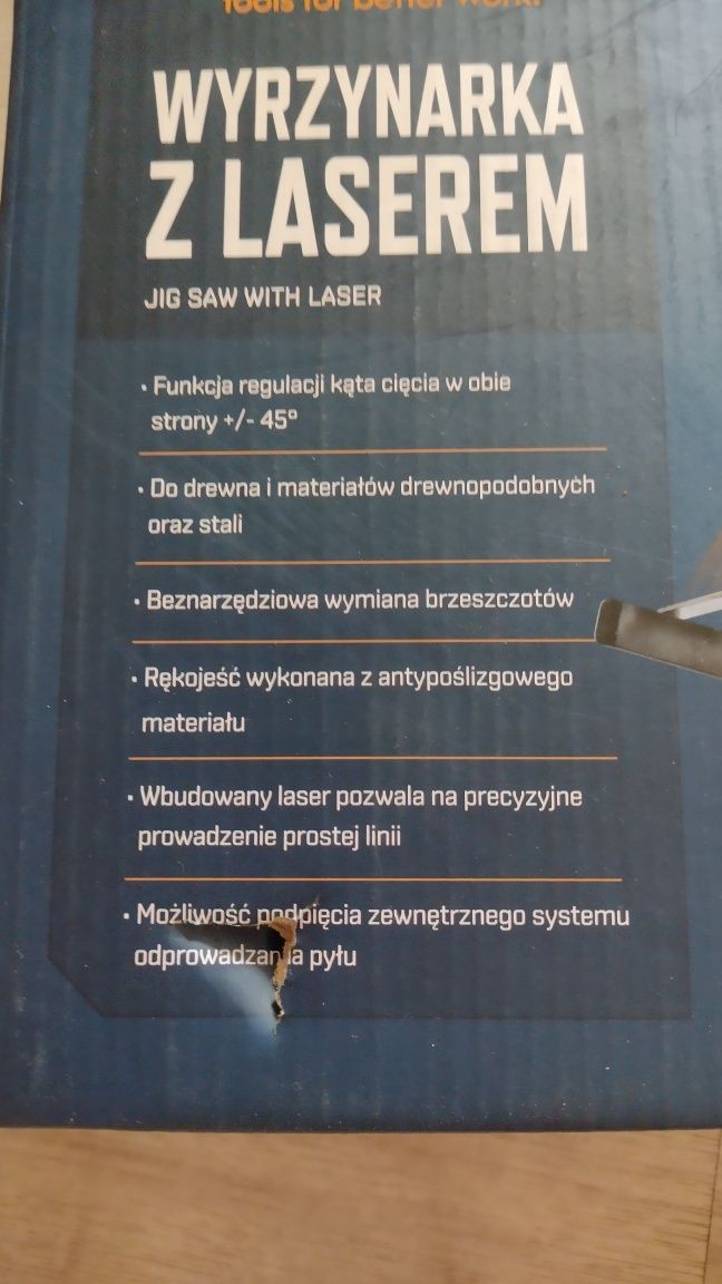 Wyrzynarka z laserem Nitro 710 W