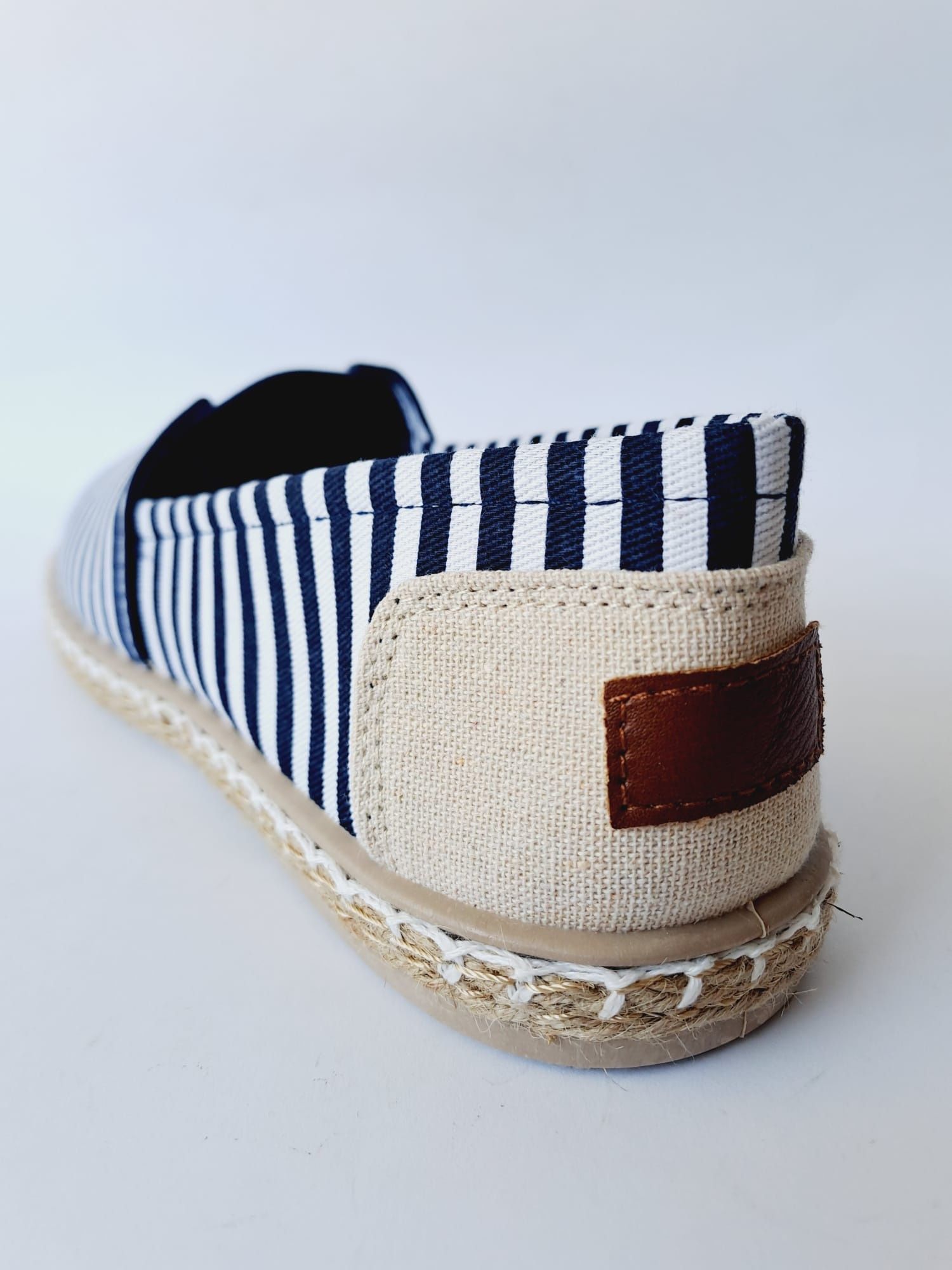 Espadryle w paski 40