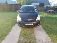 Toyota Corolla Verso 2 00 diesel 2004