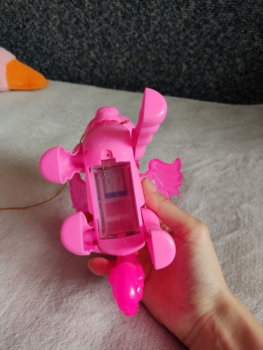 Інтерактивний музичний єдиноріг