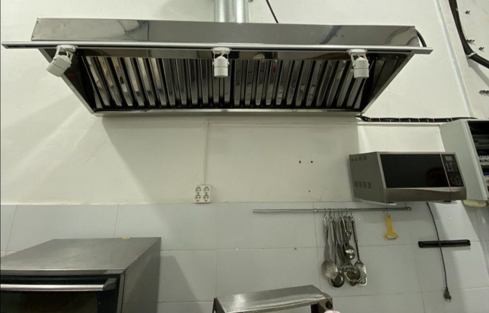 Вытяжной зонт пристенный нержавейка вытяжка  промышленная