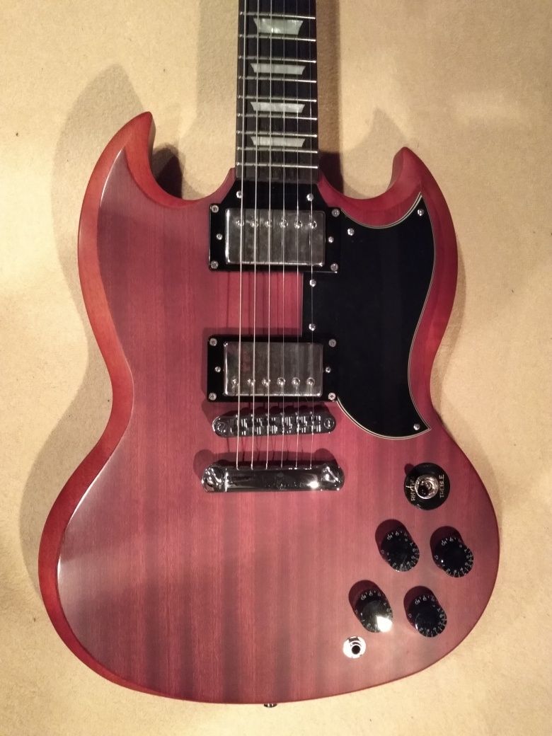 Epiphone G400 Worn Cherry