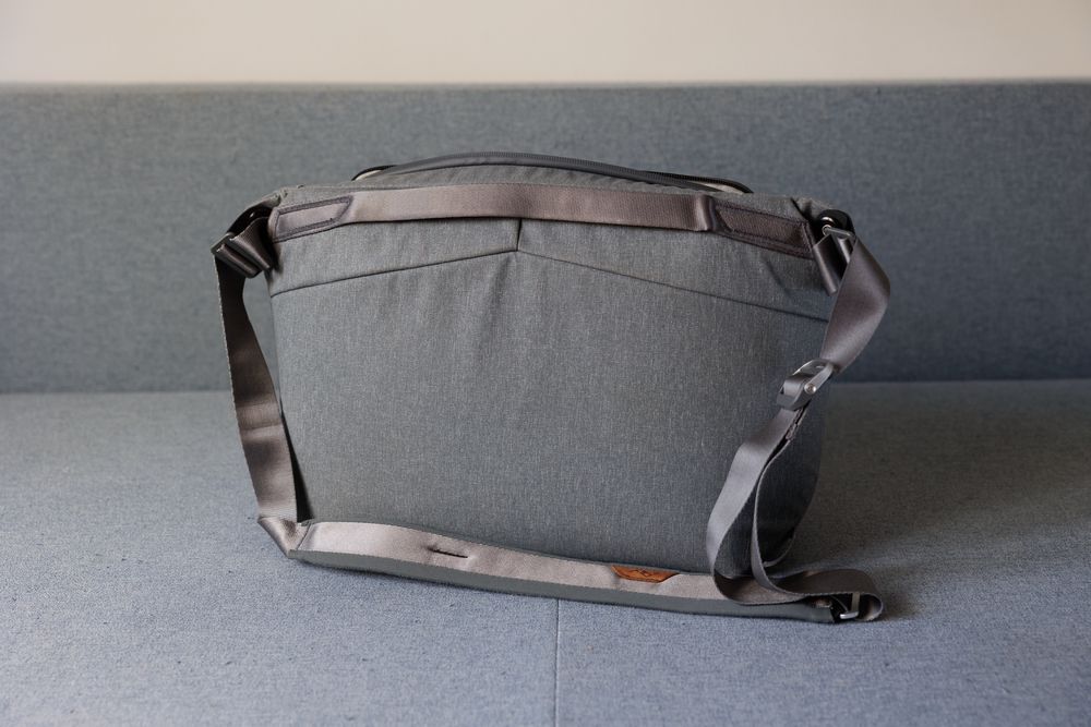 Peak Design Sling v2 10l szara