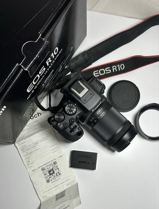 Продам Canon R10 с объективом RF-S 18–150 мм