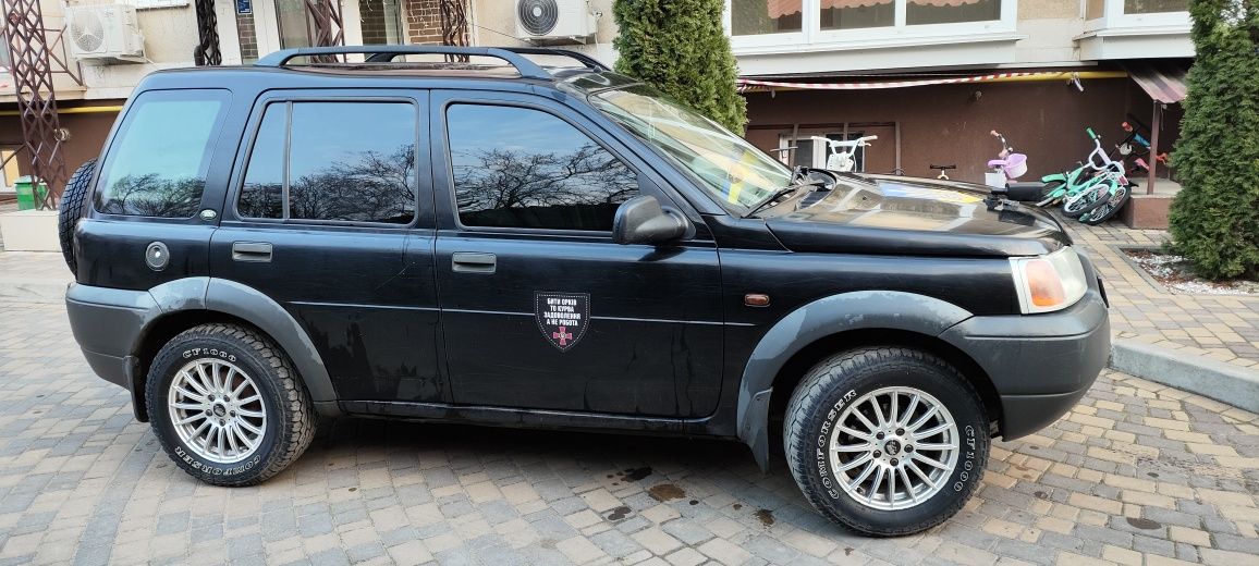 Продаю LEND ROVER freelender 1