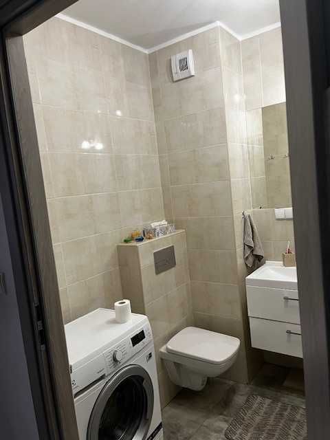 47 m2 ul. Spacerowa, 2 pokoje+ oddzielna kuchnia+ kom. lokatorska 2,7