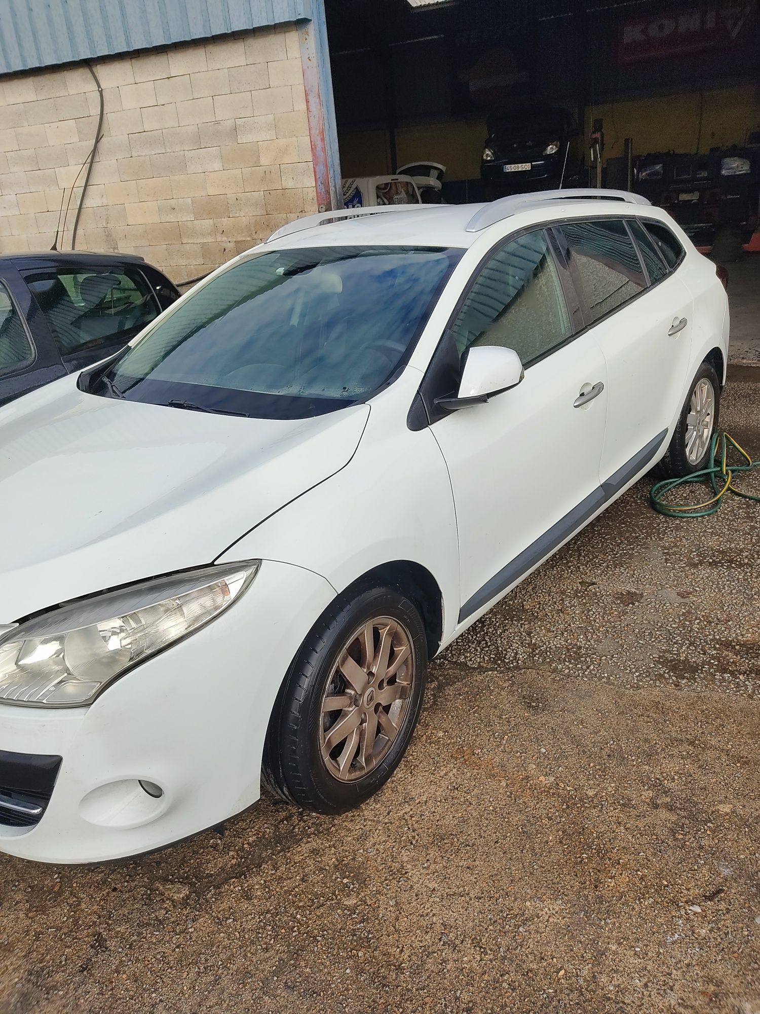 Peças Renault Megane III sw 1.4