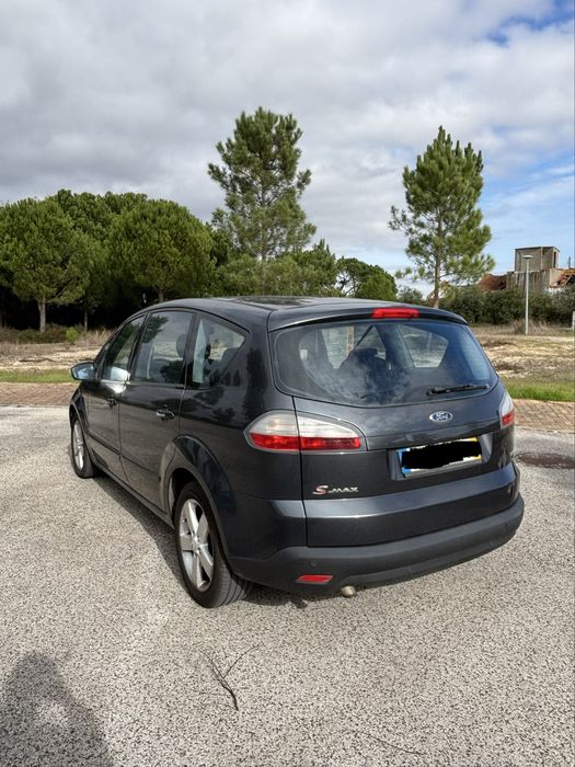Carro Ford S-max