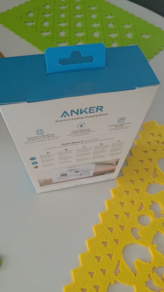 Anker Uniwersalna Ładowarka indukcyjna PowerWave II Pad 15 W iPhone Sa