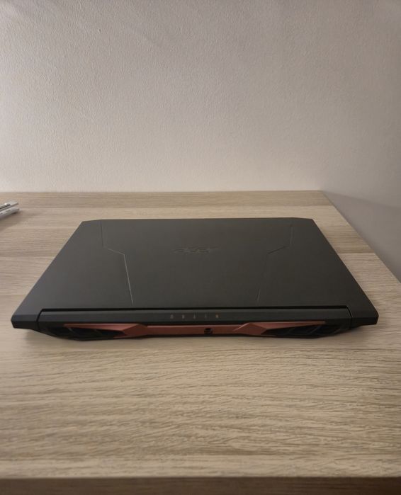 Acer nitro 5 15" rtx3060 ryzen 5600h 144hz