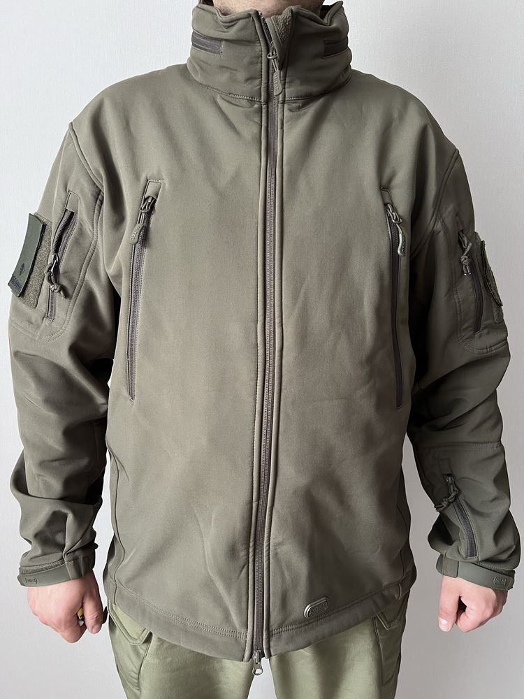 Продам куртку  M Tac soft shell