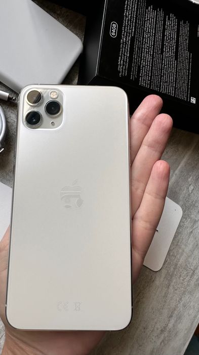 iPhone 11 Pro Max 64 гігабайт білий