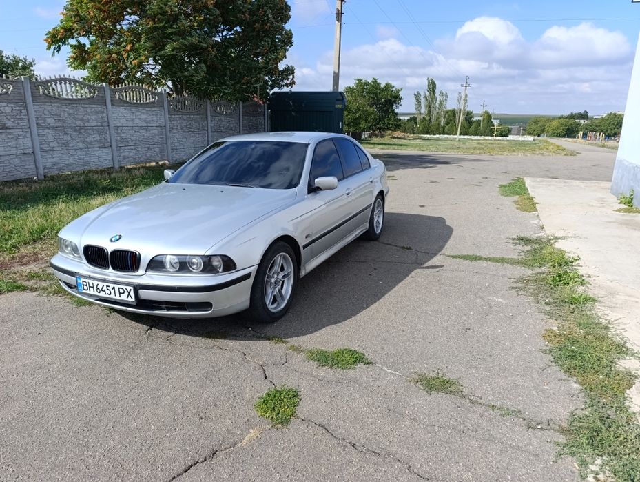 Продам BMW е39 м62б35