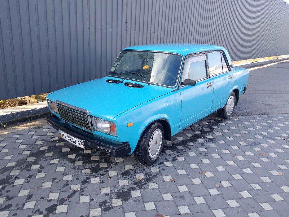 Жигуль ВАЗ 2107.