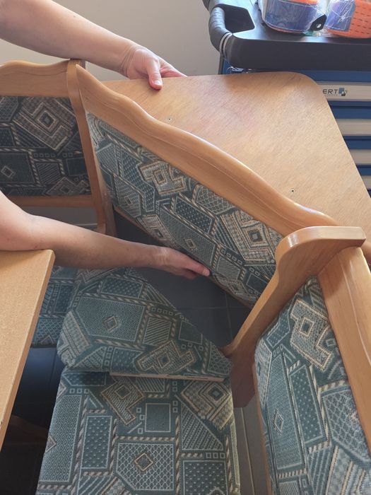 Meble kuchenne stół krzesła ława